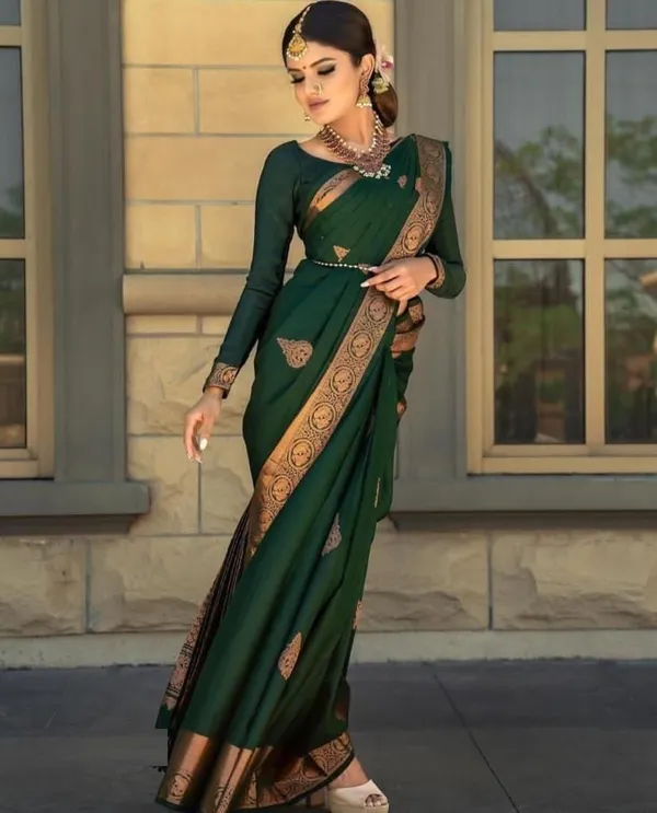 Green_Cotton_Silk_Temple_Border_Banarasi_Saree_For_Women