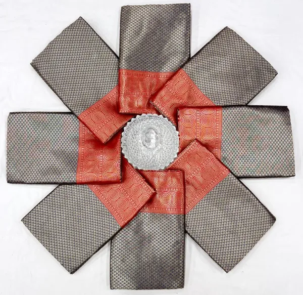 Grey_Cotton_Silk_Woven_Banarasi_Saree_For_Women