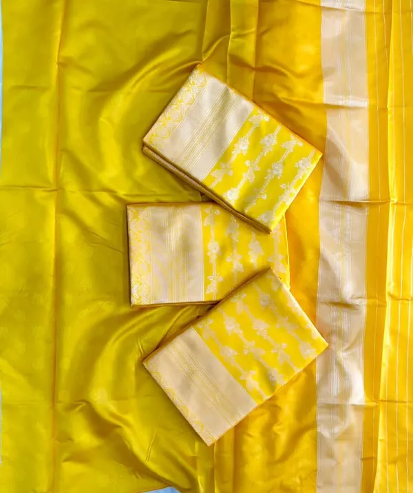 Yellow_Cotton_Silk_Banarasi_Floral_Temple_Border_Saree_For_Women