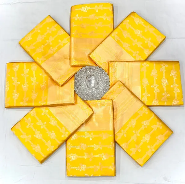 Yellow_Cotton_Silk_Banarasi_Floral_Temple_Border_Saree_For_Women