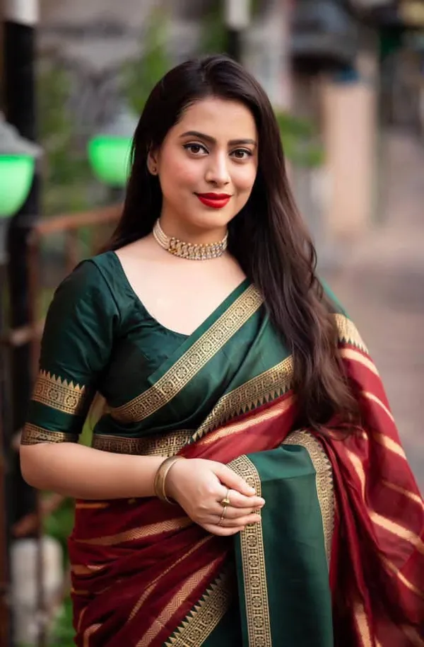 Maroon_Cotton_Silk_Striped_Woven_Banarasi_Saree_For_Women