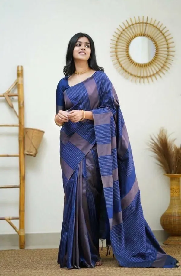 Blue_Silk_Blend_Striped_Banarasi_Jacquard_Saree_For_Women