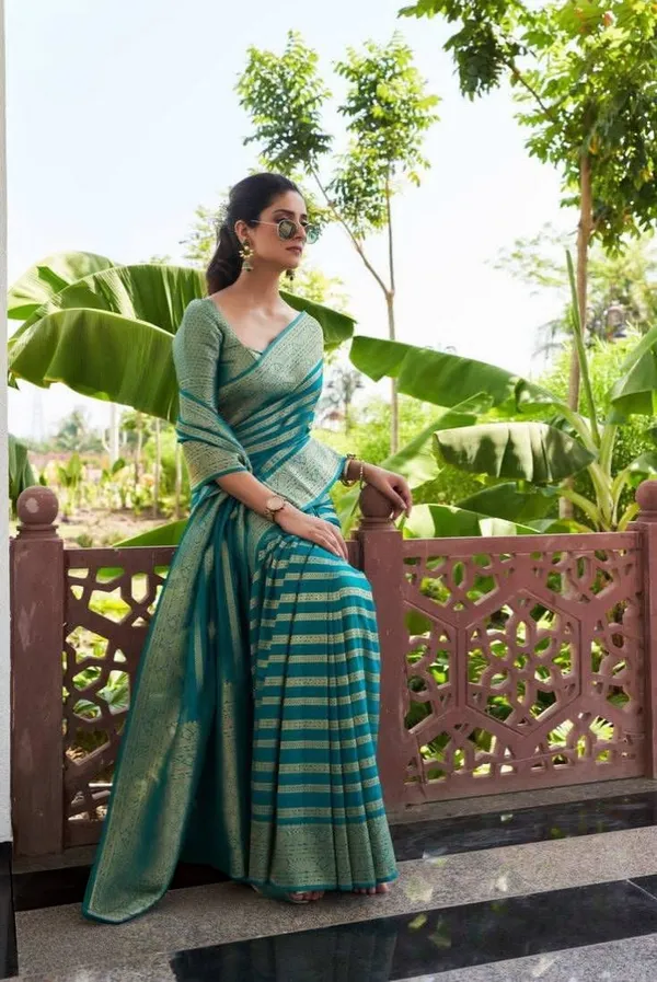 Multicolor_Cotton_Silk_Striped_Woven_Banarasi_Saree_For_Women
