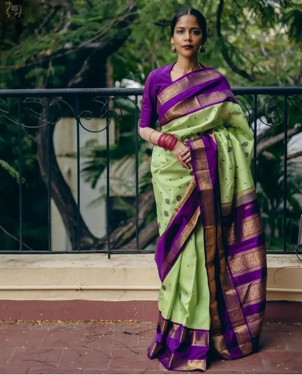 Light_Green_Cotton_Silk_Jacquard_Woven_Banarasi_Saree_For_Women
