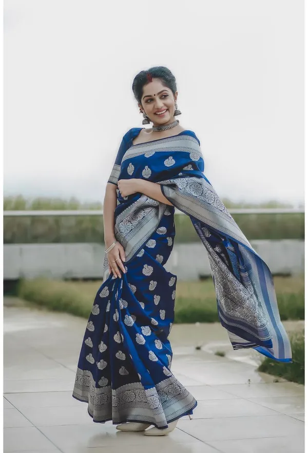 Blue_Cotton_Silk_Woven_Banarasi_Saree_For_Women