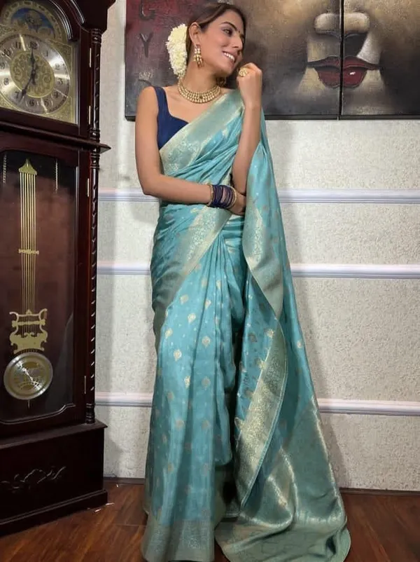 Light_Blue_Cotton_Silk_Floral_Jacquard_Banarasi_Saree_For_Women