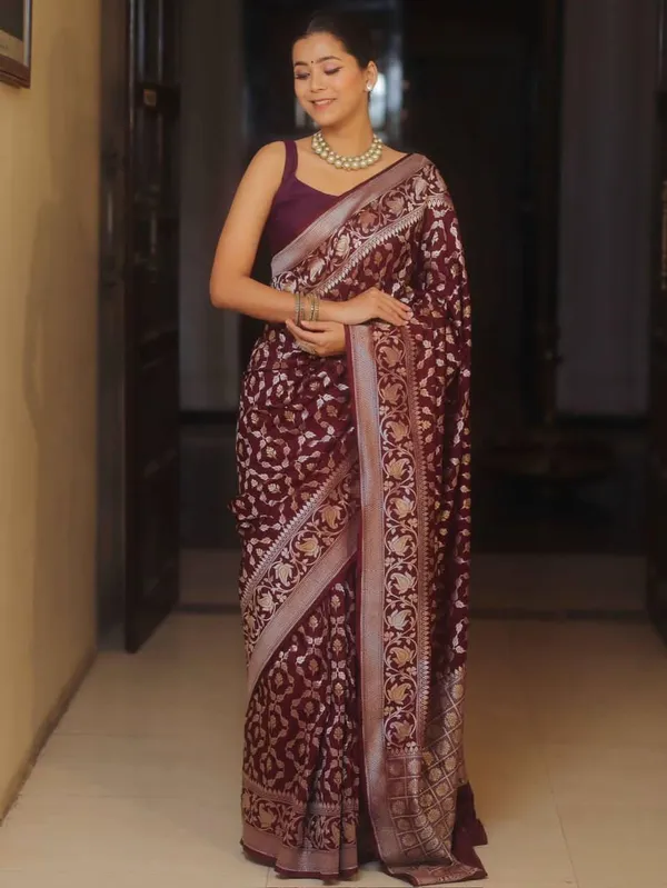Maroon_Cotton_Silk_Self_Design_Banarasi_Regular_Saree_For_Women