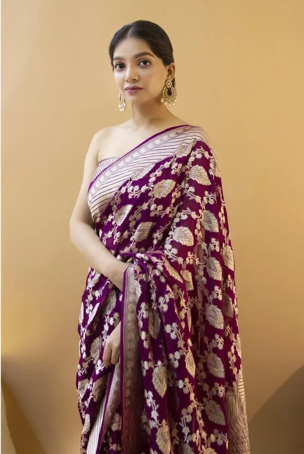 Purple_Cotton_Silk_Floral_Jacquard_Banarasi_Saree_For_Women