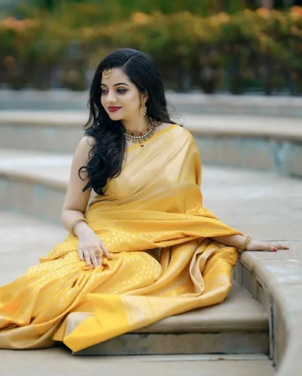 Yellow_Cotton_Silk_Printed_Temple_Border_Banarasi_Saree_For_Women