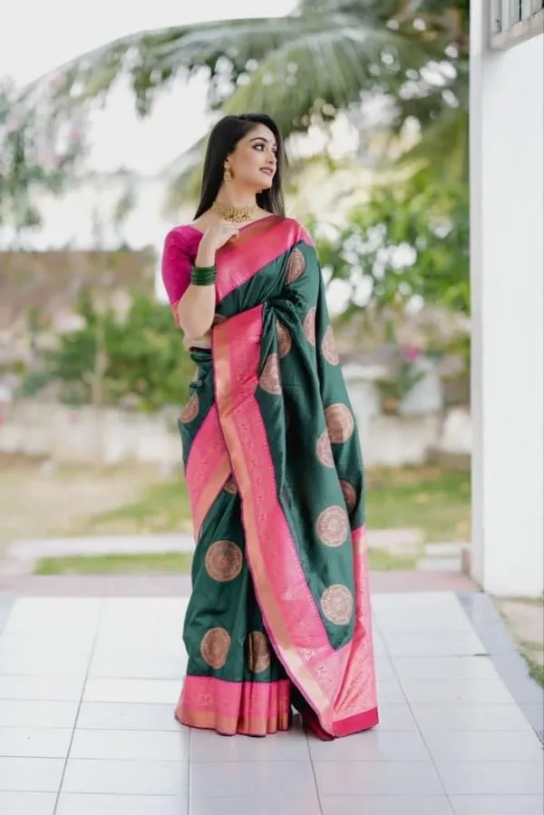 Green_Cotton_Silk_Jacquard_Woven_Banarasi_Saree_For_Women