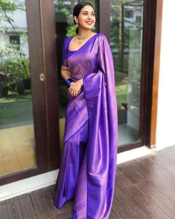 Purple_Cotton_Silk_Floral_Print_Woven_Banarasi_Saree_For_Women