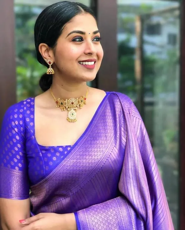Purple_Cotton_Silk_Floral_Print_Woven_Banarasi_Saree_For_Women