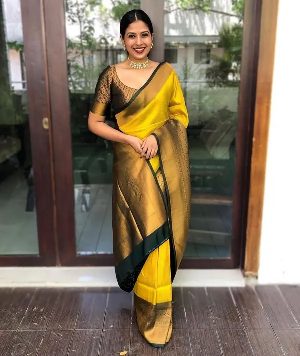 Yellow_Cotton_Silk_Self_Design_Woven_Banarasi_Saree_For_Women