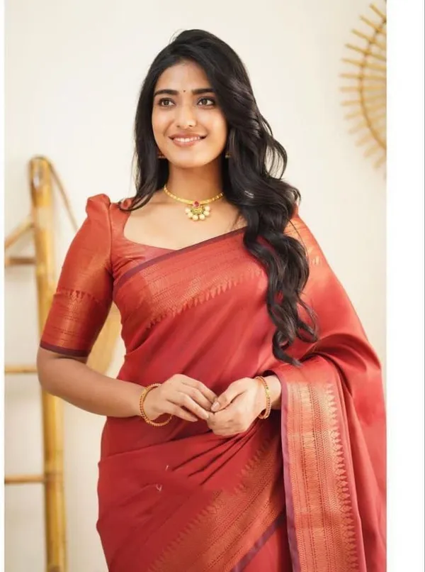 Red_Cotton_Silk_Woven_Baluchari_Regular_Saree_For_Women