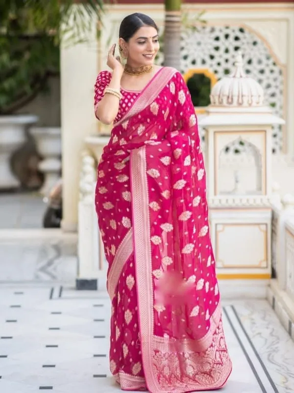 Pink_Cotton_Silk_Jacquard_Woven_Regular_Saree_For_Women