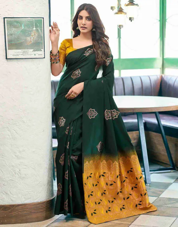 Green_Cotton_Silk_Floral_Embroidered_Regular_Saree_For_Women