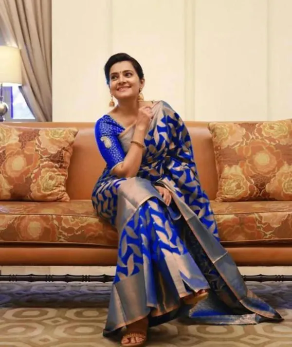 Blue_Cotton_Silk_Jacquard_Woven_Banarasi_Saree_For_Women