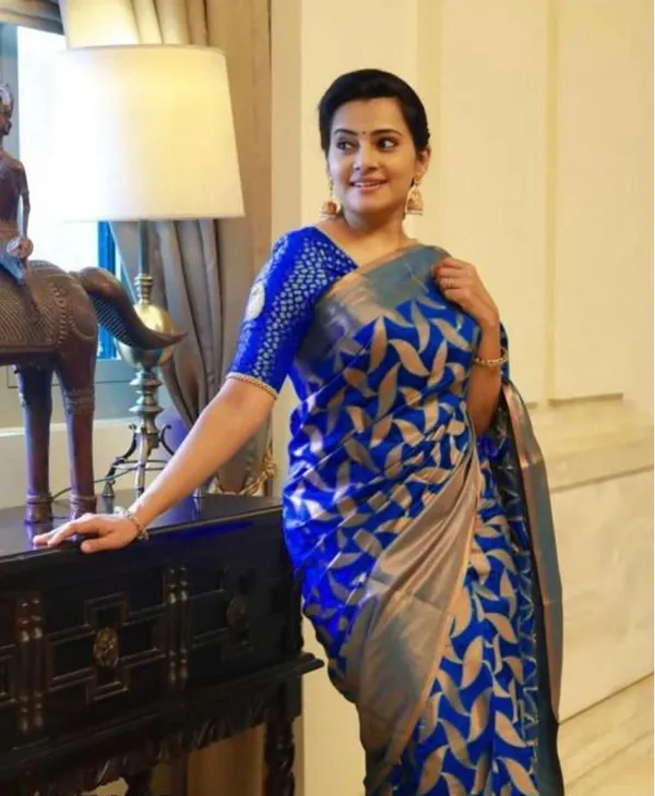 Blue_Cotton_Silk_Jacquard_Woven_Banarasi_Saree_For_Women
