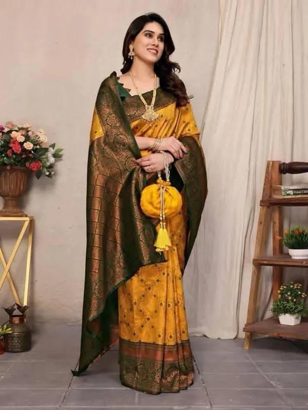 Yellow_Silk_Blend_Jacquard_Woven_Regular_Saree_For_Women
