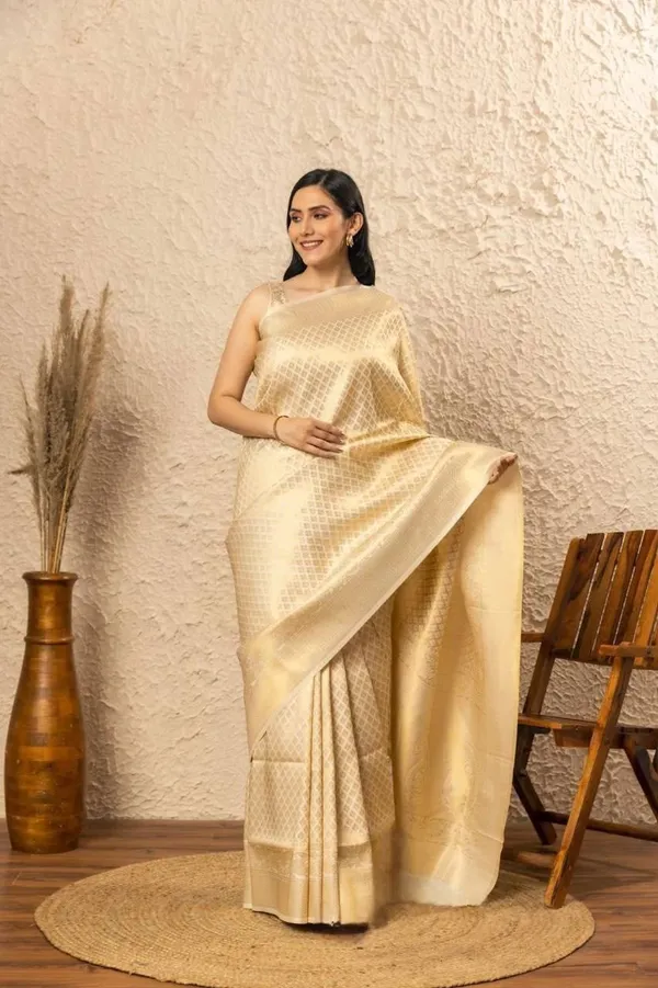 Cream_Cotton_Silk_Woven_Self_Design_Regular_Saree_For_Women