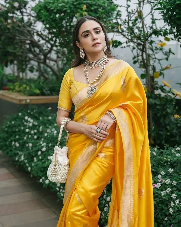 Yellow_Cotton_Silk_Jacquard_Banarasi_Saree_For_Women