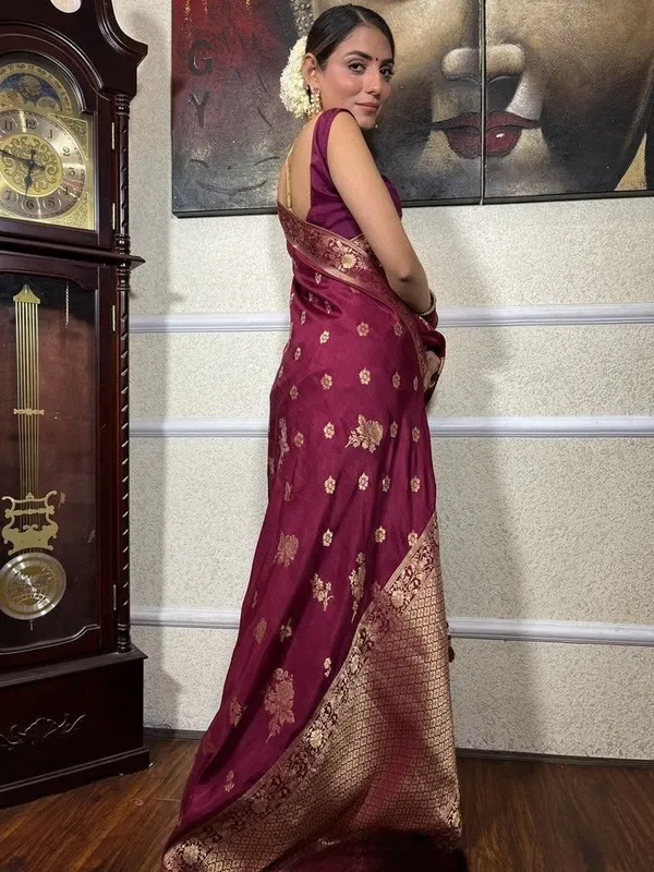 Maroon_Cotton_Silk_Jacquard_Banarasi_Saree_For_Women