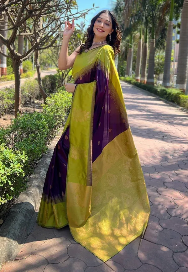 Purple_Cotton_Silk_Floral_Print_Banarasi_Saree_For_Women