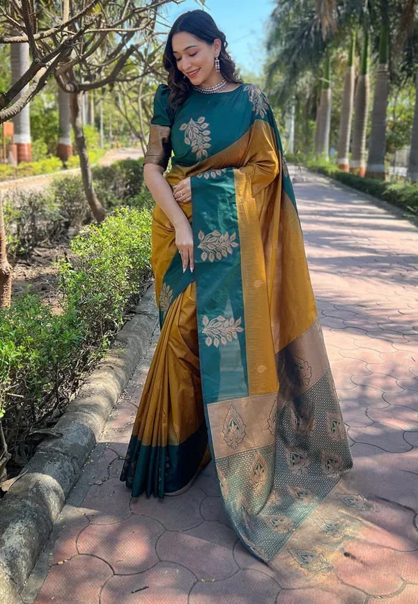 Maroon_Cotton_Silk_Floral_Print_Banarasi_Regular_Saree_For_Women