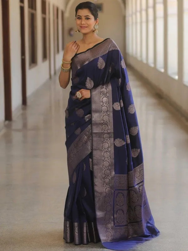 Blue_Cotton_Silk_Floral_Print_Banarasi_Saree_For_Women