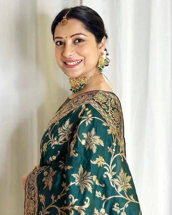 Dark_Green_Cotton_Silk_Printed_Banarasi_Saree_For_Women