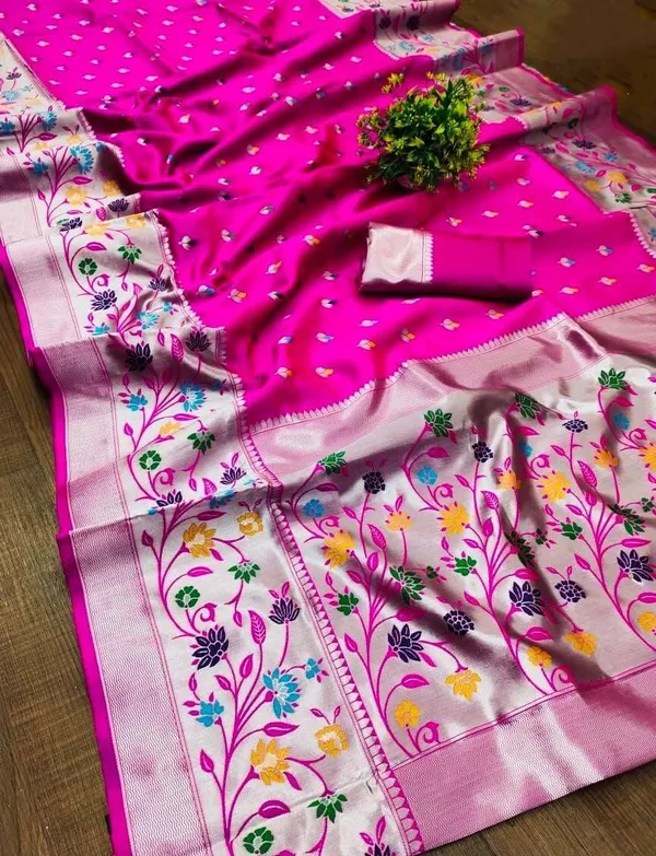 Pink_Cotton_Silk_Jacquard_Regular_Saree_For_Women