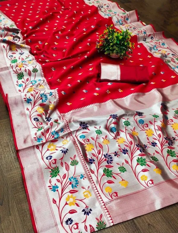 Red_Cotton_Silk_Woven_Banarasi_Regular_Saree_For_Women