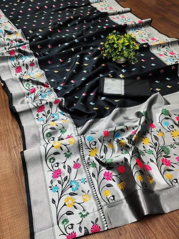 Black_Cotton_Silk_Woven_Banarasi_Regular_Saree_For_Women