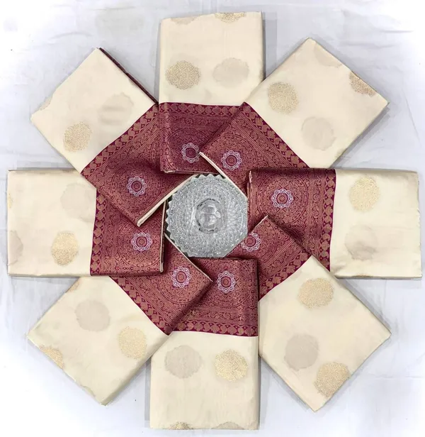 Cream_Cotton_Silk_Jacquard_Banarasi_Saree_For_Women