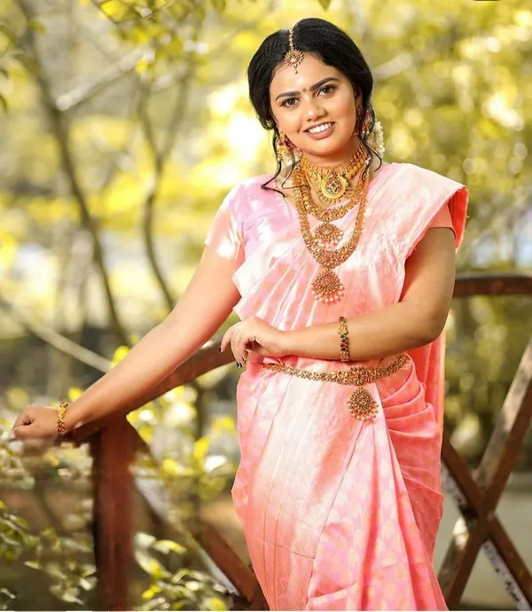 Pink_Cotton_Silk_Floral_Print_Banarasi_Saree_For_Women