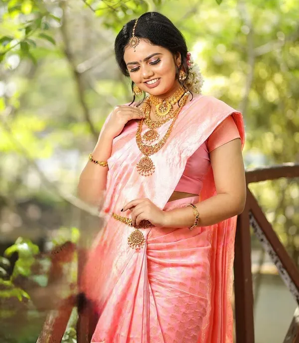 Pink_Cotton_Silk_Floral_Print_Banarasi_Saree_For_Women