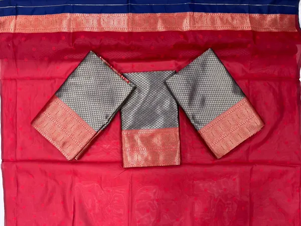 Grey_Silk_Blend_Floral_Print_Jacquard_Regular_Saree_For_Women