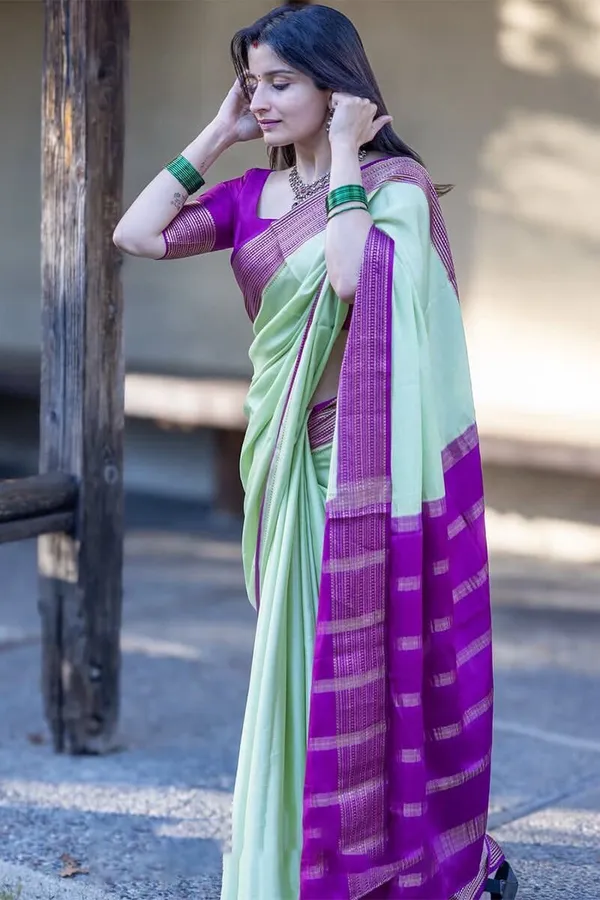 Light_Green_Cotton_Silk_Floral_Print_Bollywood_Saree_For_Women