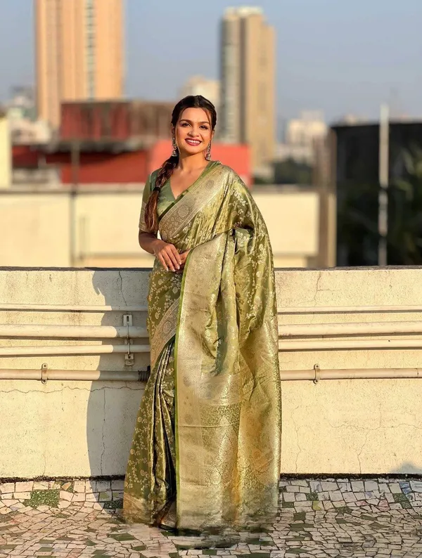 Green_Cotton_Silk_Floral_Print_Bollywood_Saree_For_Women