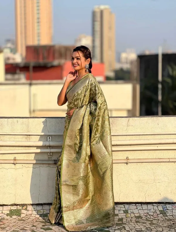 Green_Cotton_Silk_Floral_Print_Bollywood_Saree_For_Women
