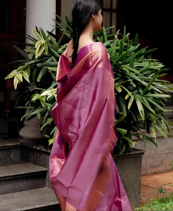 Pink_Cotton_Silk_Floral_Kanjivaram_Saree_For_Women