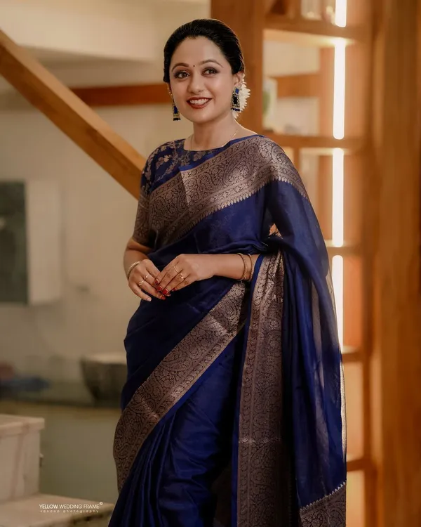 Blue_Cotton_Silk_Woven_Banarasi_Regular_Saree_For_Women