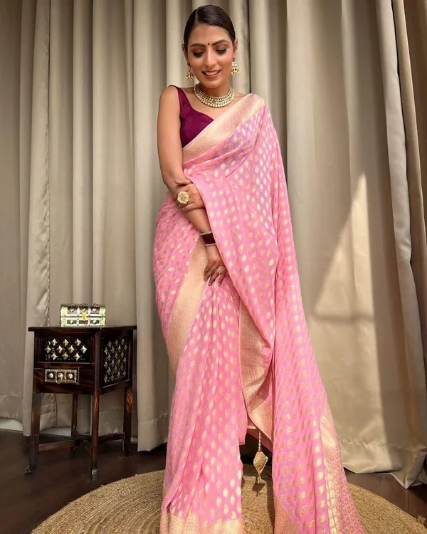 Pink_Cotton_Silk_Woven_Bollywood_Regular_Saree_For_Women