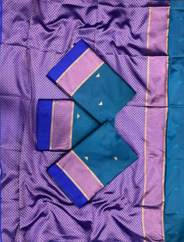 Blue_Cotton_Silk_Floral_Print_Bollywood_Regular_Saree_For_Women