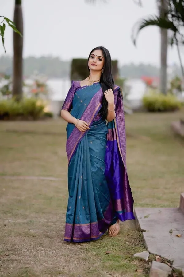 Blue_Cotton_Silk_Floral_Print_Bollywood_Regular_Saree_For_Women