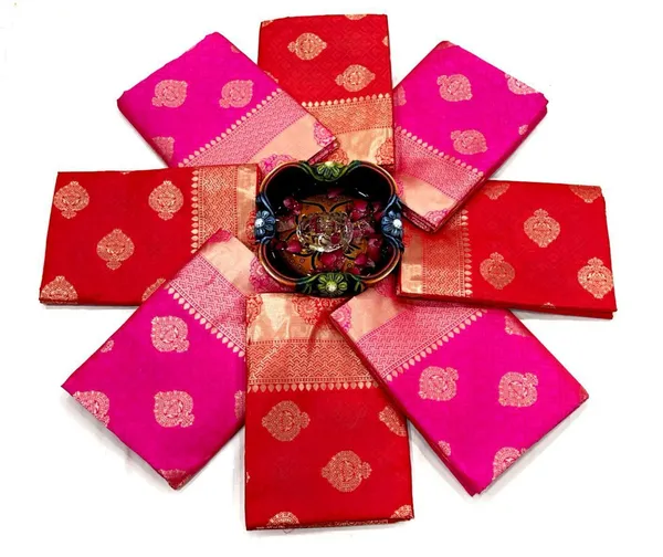 Red_Cotton_Silk_Jacquard_Woven_Banarasi_Saree_For_Women