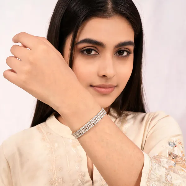Tiered_Solitaire_Pave_Cuff_Tennis_Bracelet