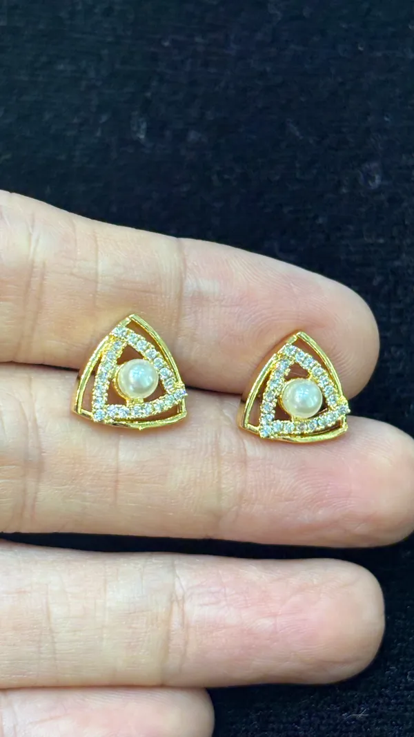 The_Pave_Trillion_Pearl_Studs