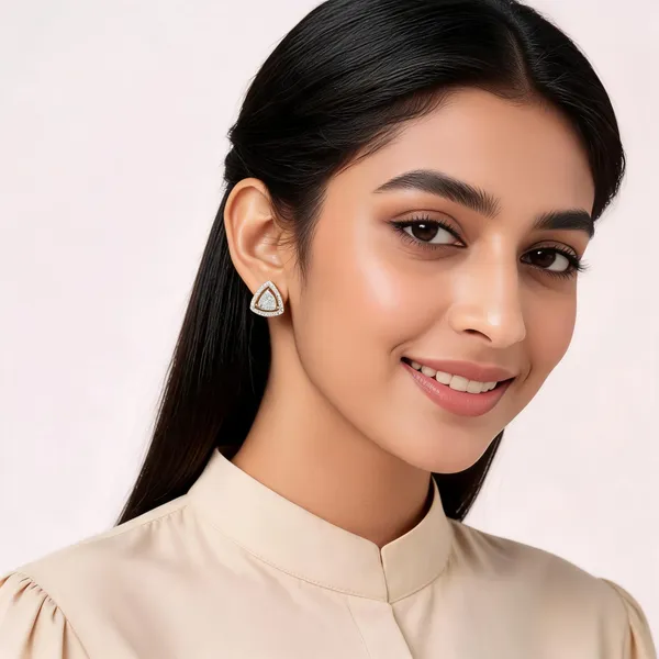 The_Pave_Trillion_Solitaire_Studs