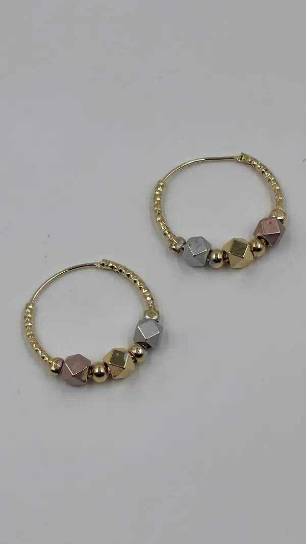 The_Tri-Tone_Faceted_Bead_Hoops